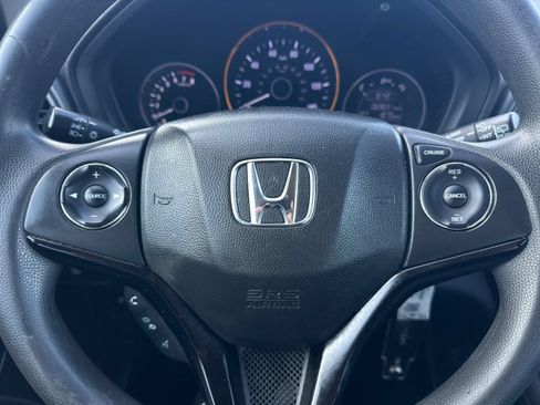 Used 2022 Honda HR-V LX image 21