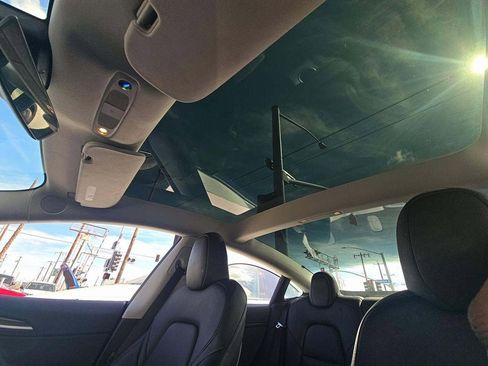 Used 2023 Tesla Model 3 Standard Range image 8
