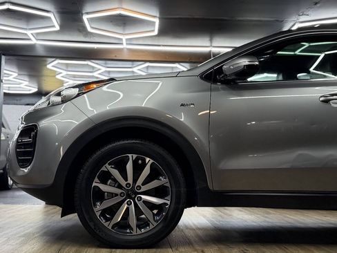 Used 2019 Kia Sportage EX w/ EX Premium Package AWD/4WD image 4