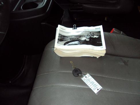 Used 2014 Chevrolet Express 1500 AWD image 26