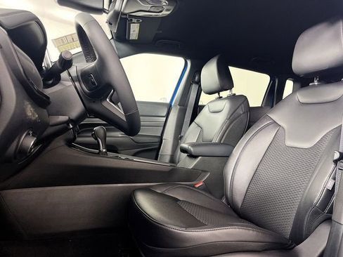 New 2026 Jeep Compass Latitude image 11