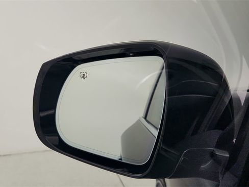 Used 2020 INFINITI QX60 Luxe w/ Essential Package image 19