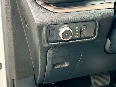 Used 2021 Ford Explorer Limited w/ Equipment Group 301A image 10