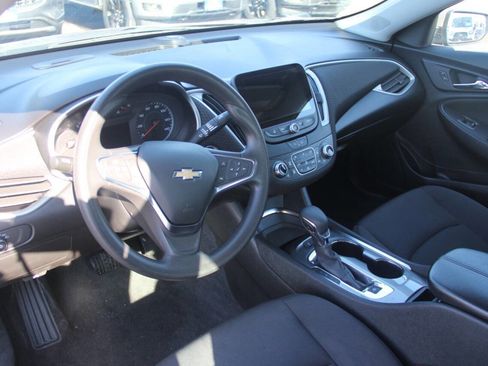 Used 2024 Chevrolet Malibu LT image 24