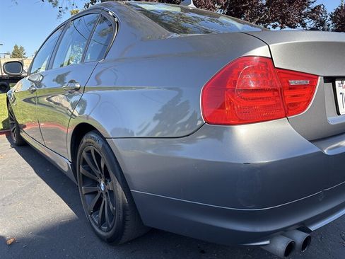 Used 2011 BMW 328i Sedan RWD image 8