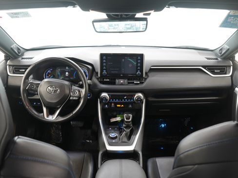 Used 2020 Toyota RAV4 XSE image 15