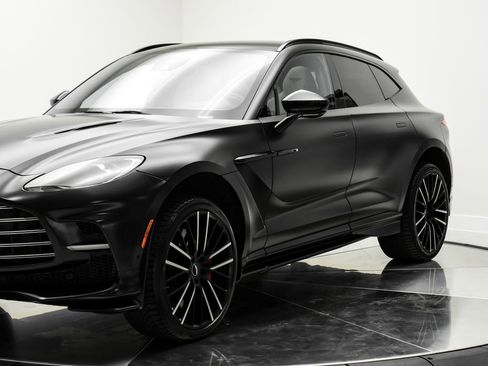 Used 2023 Aston Martin DBX 707 AWD/4WD image 3