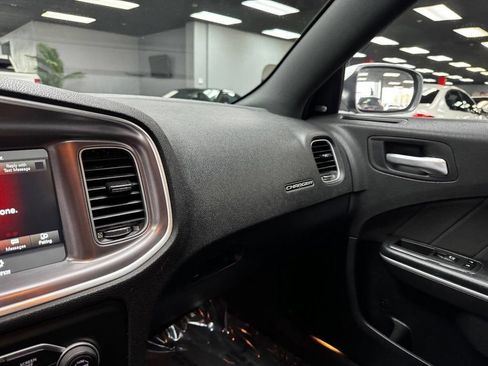 Used 2022 Dodge Charger R/T image 27