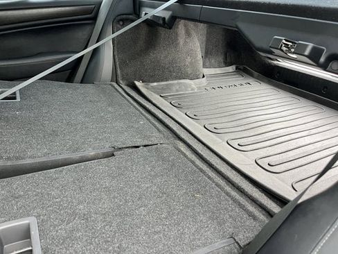 Used 2016 Subaru Legacy 2.5i Limited image 24