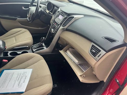 Used 2013 Hyundai Elantra GT w/ Touch & Go Pkg image 25
