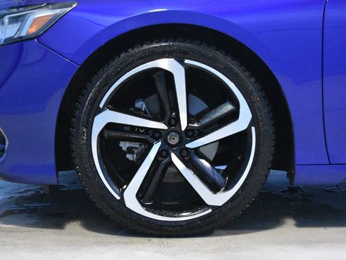 Used 2018 Honda Accord Sport image 24