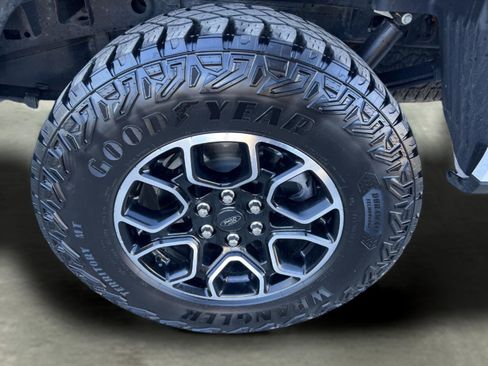 Used 2022 Ford F150 XLT w/ Equipment Group 302A High image 8