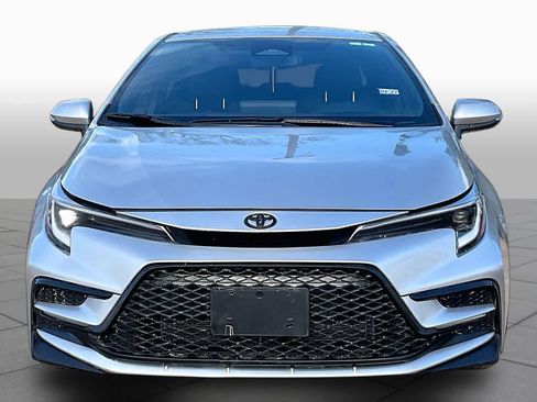 Used 2025 Toyota Corolla SE FWD image 4