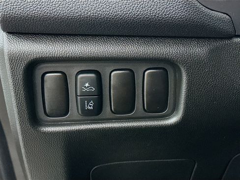 Used 2025 Mitsubishi Outlander Sport SE image 16