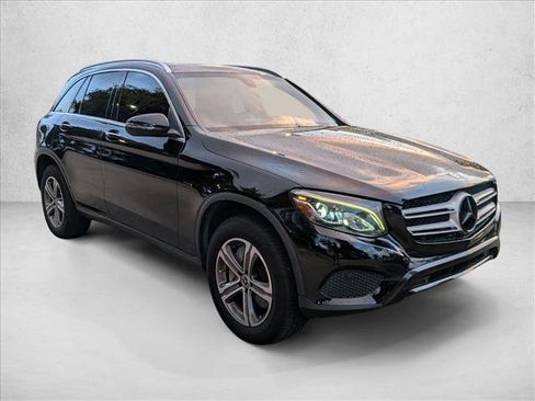 Certified 2019 Mercedes-Benz GLC 350e 4MATIC image 3