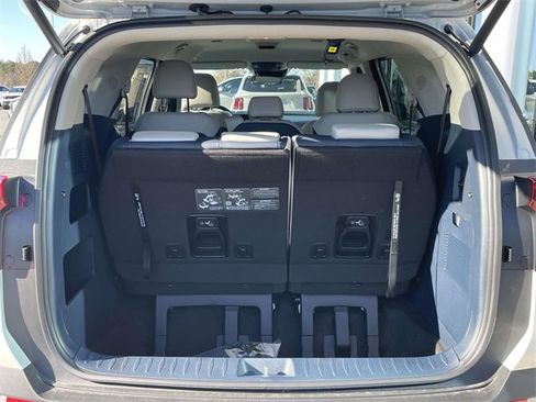 New 2026 Kia Carnival EX image 18