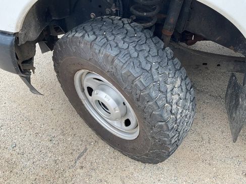 Used 2020 Ford F350 XL w/ Power Equipment Group image 27