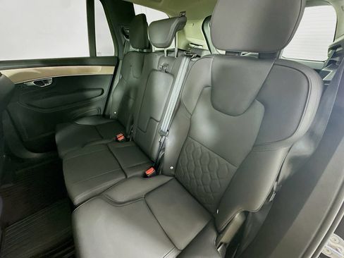 Used 2026 Volvo XC90 B6 Plus w/ Protection Package Premier AWD/4WD image 37