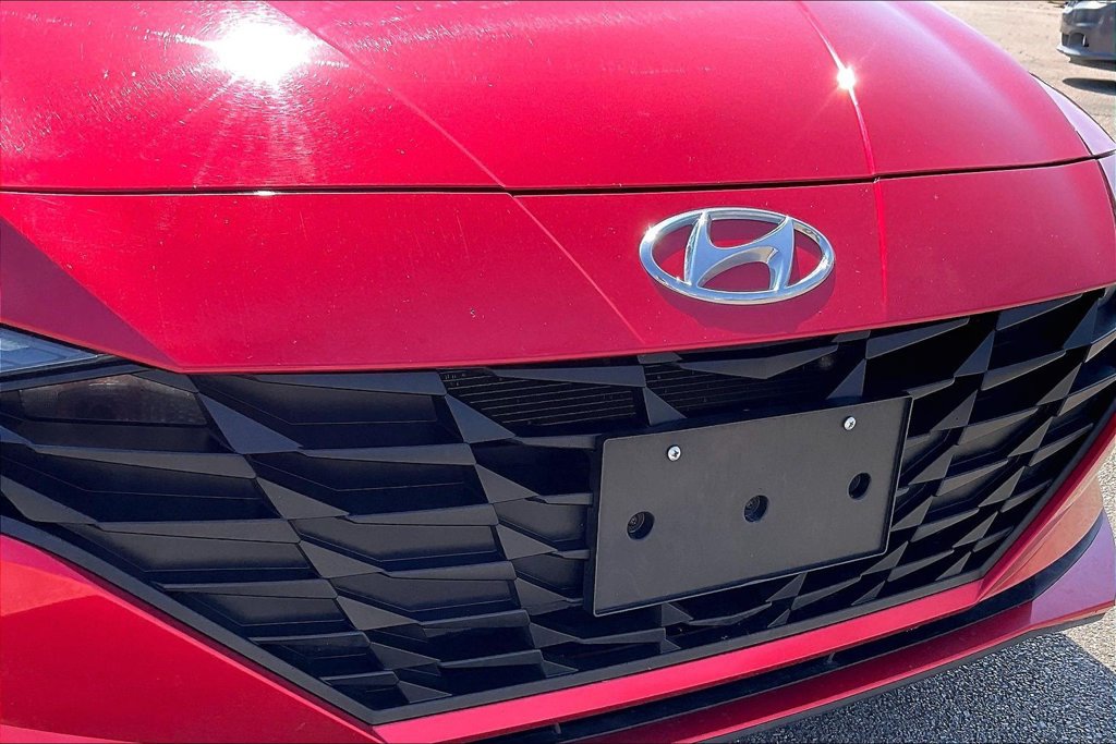 Used 2023 Hyundai Elantra SEL FWD image 30