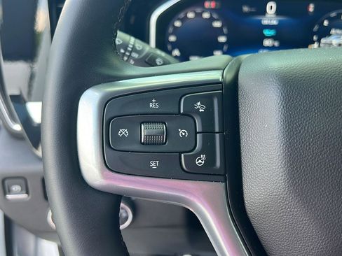 Used 2025 Chevrolet Silverado 2500 LT w/ Convenience Package image 21