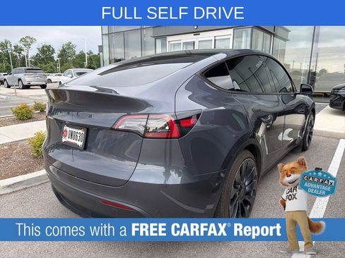 Used 2022 Tesla Model Y Performance AWD/4WD image 31
