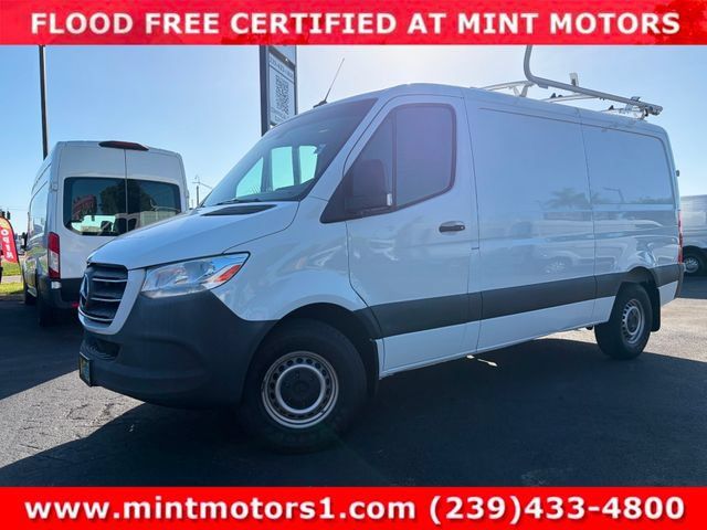 Used 2019 Mercedes-Benz Sprinter 144 Cargo w/ Chrome Grille Package image 25