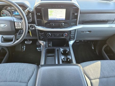 Used 2022 Ford F150 XLT image 13