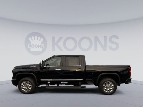 New 2025 Chevrolet Silverado 2500 High Country w/ Technology Package image 2