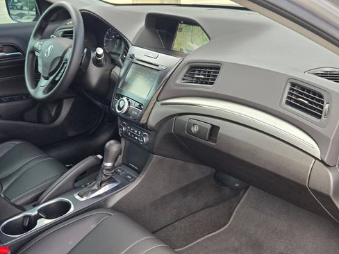 Used 2020 Acura ILX FWD image 30