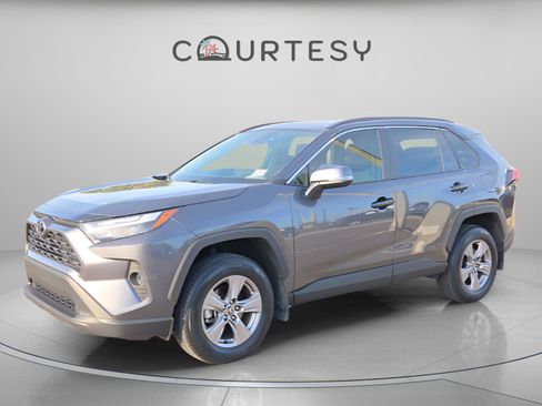 Certified 2025 Toyota RAV4 XLE image 1