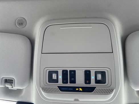 New 2026 Ford Explorer Active w/ Active Comfort Package image 36