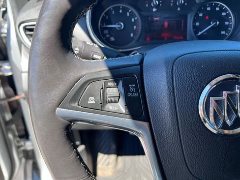 Used 2019 Buick Encore Essence AWD/4WD image 26