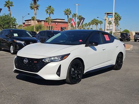 Certified 2025 Nissan Sentra SR w/ Midnight Edition image 2