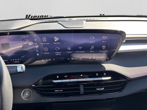 Used 2025 Buick Enclave Preferred w/ LPO, All-Weather Package image 21