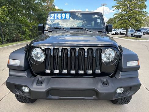 Used 2018 Jeep Wrangler Unlimited Sport S AWD/4WD image 8