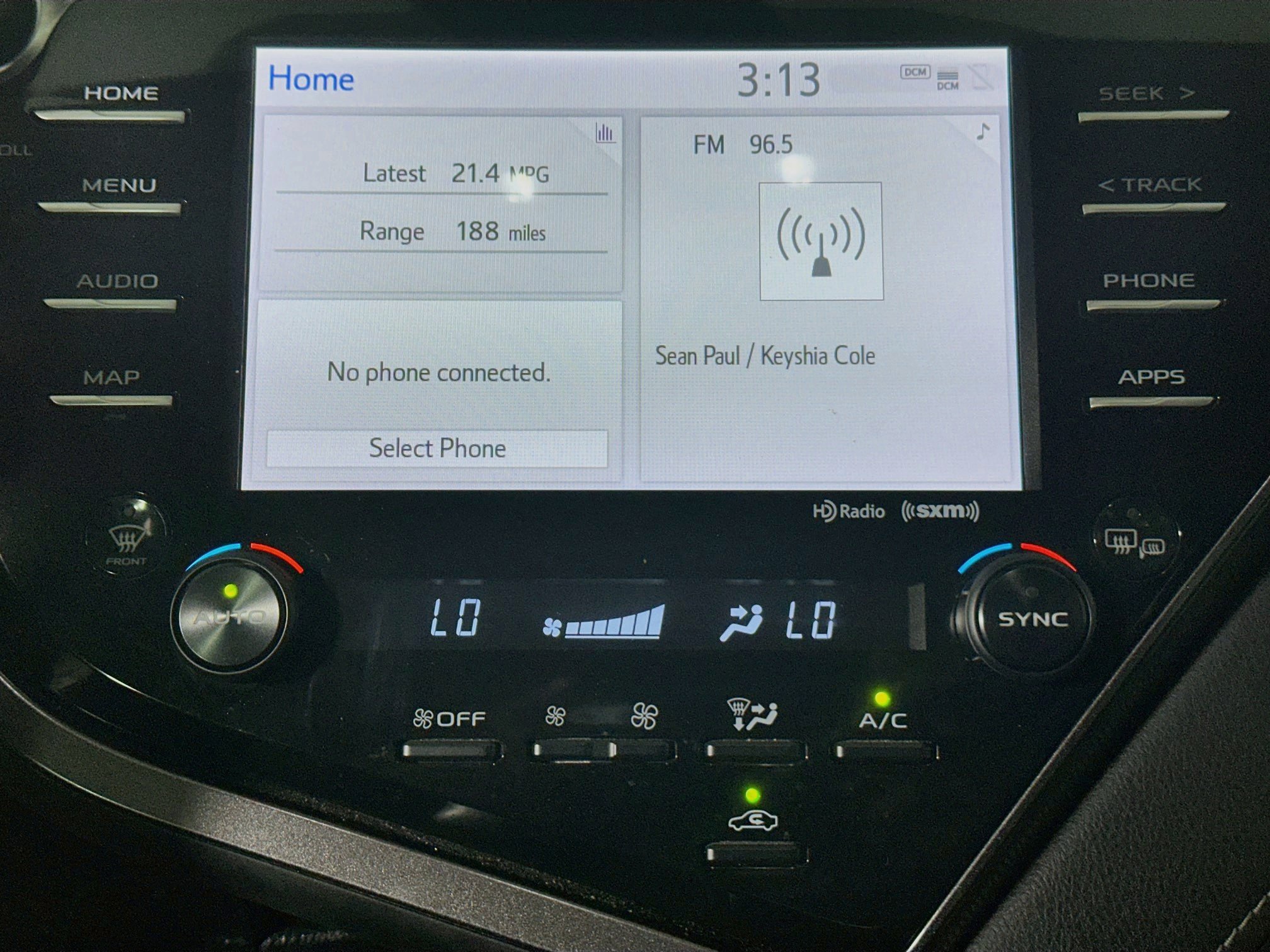 Used 2020 Toyota Camry XSE FWD image 24