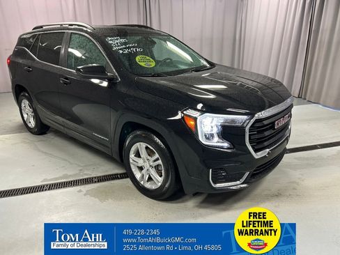 Used 2024 GMC Terrain SLE w/ Driver Convenience Package FWD image 1