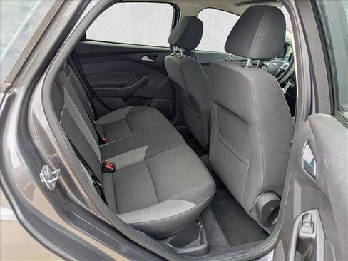 Used 2013 Ford Focus SE image 19
