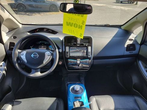 Used 2017 Nissan Leaf SL w/ Premium Package image 25