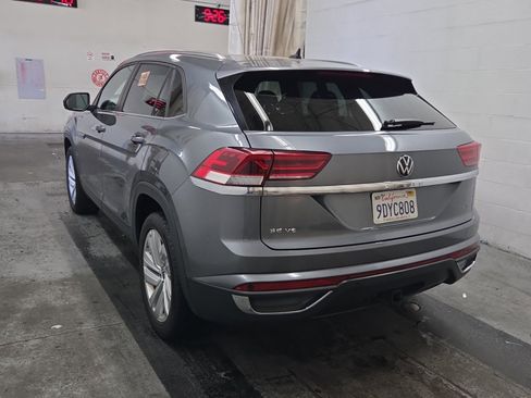 Used 2023 Volkswagen Atlas Cross Sport SE image 8