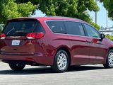 Used 2021 Chrysler Voyager Lxi image 4