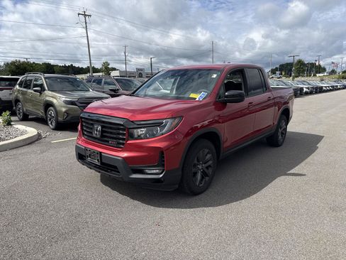 Used 2023 Honda Ridgeline Sport image 7