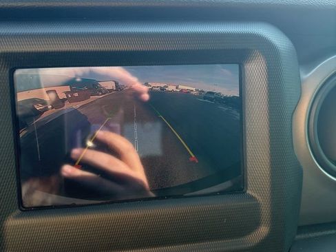 Used 2021 Jeep Wrangler Unlimited Sport image 35