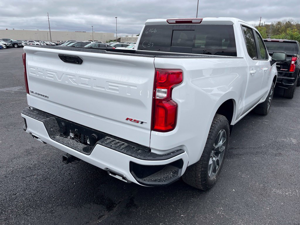 New 2026 Chevrolet Silverado 1500 RST w/ Convenience Package II AWD/4WD image 3