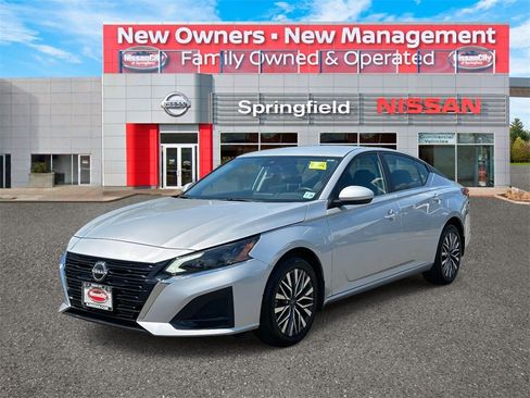 Certified 2023 Nissan Altima 2.5 SV image 2