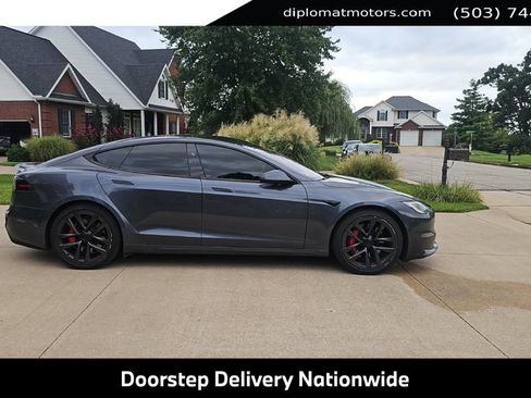 Used 2023 Tesla Model S Plaid AWD/4WD image 2