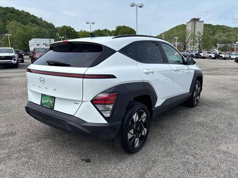 Used 2025 Hyundai Kona SEL AWD/4WD image 5