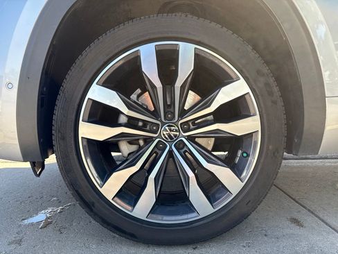 Used 2021 Volkswagen Atlas SEL Premium AWD/4WD image 26