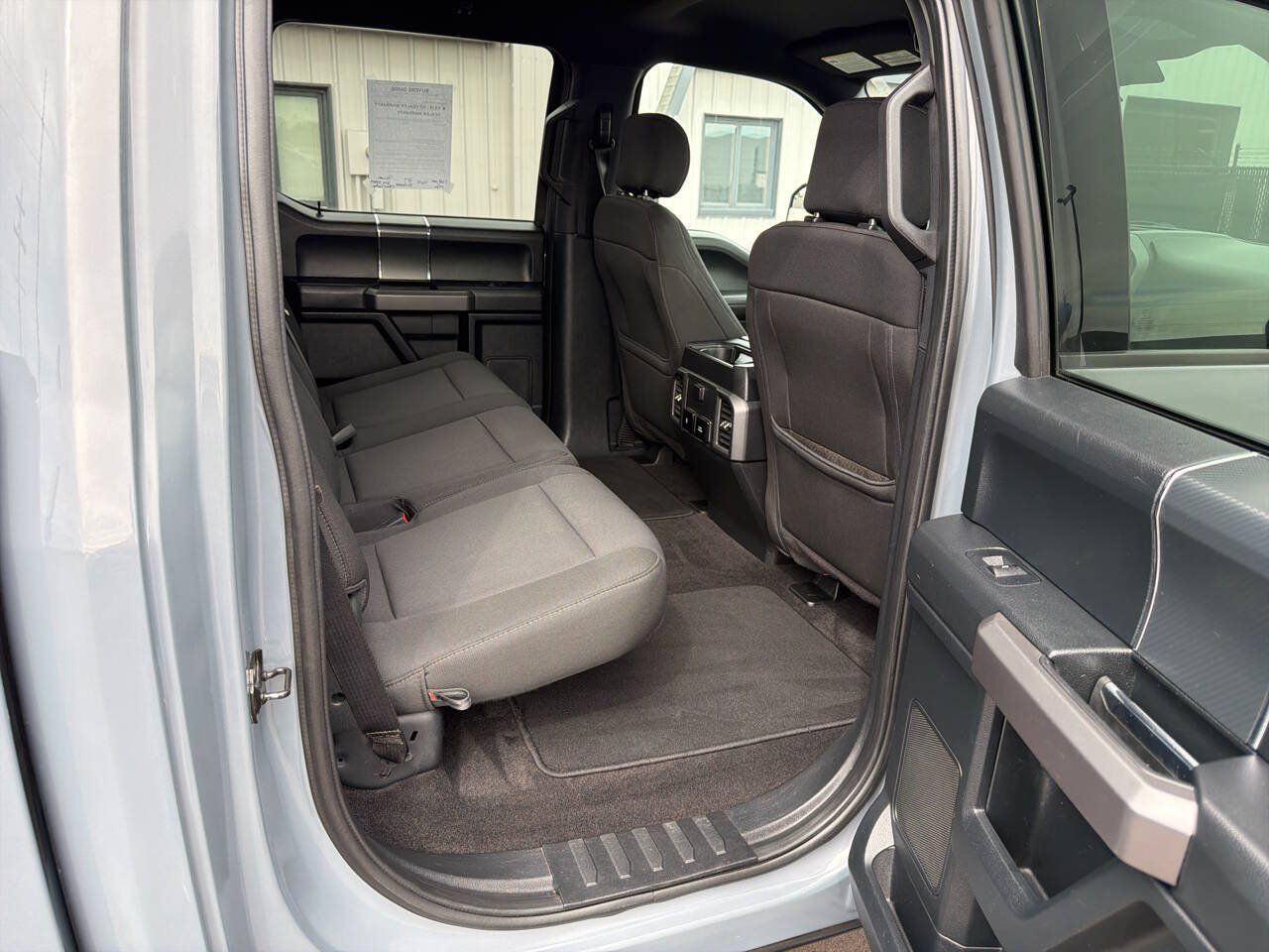 Used 2019 Ford F150 XLT w/ Equipment Group 302A Luxury AWD/4WD image 15