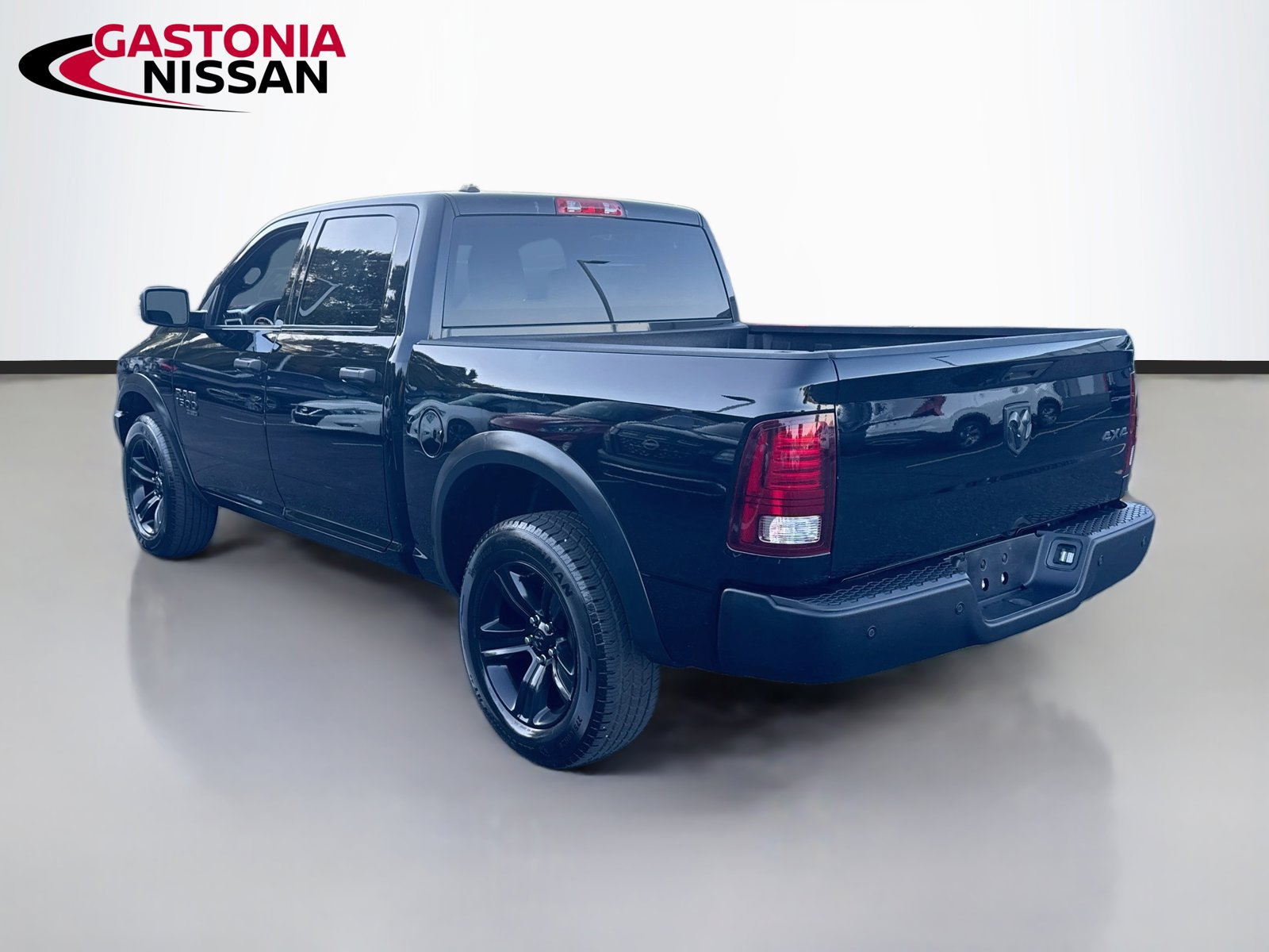 Used 2024 RAM 1500 Warlock AWD/4WD image 6